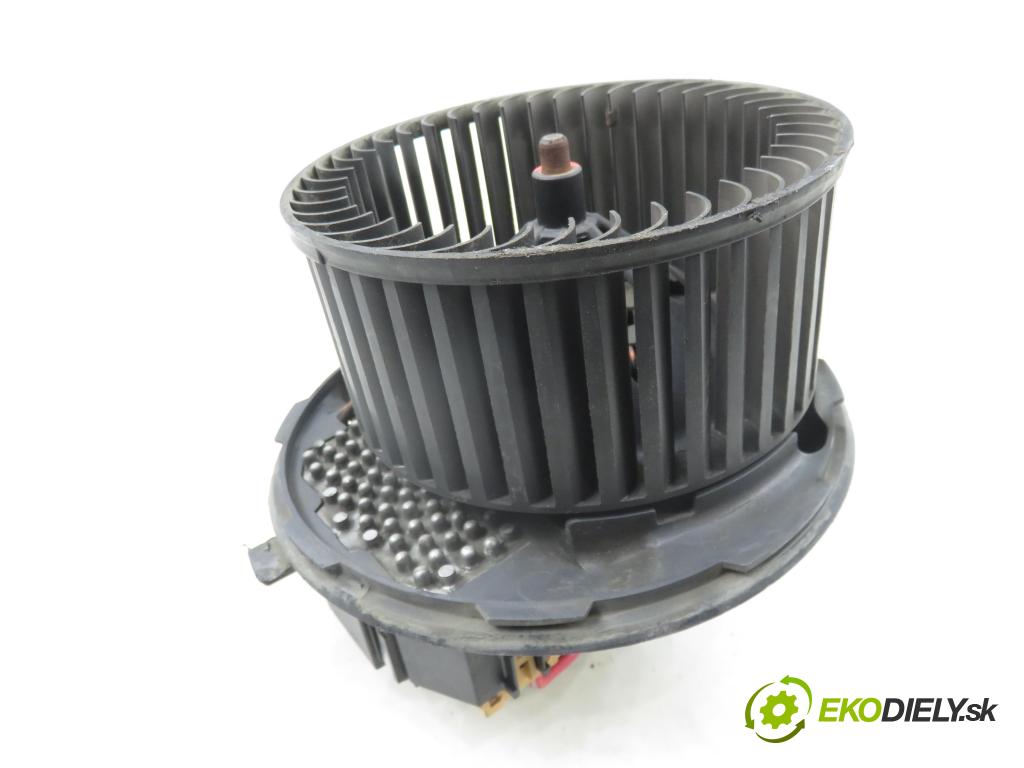 VW GOLF V Variant (1K5) KOMBI 2009 103,00 2.0 TDI 16V - CBDB 1968,00 ventilátor větráku 1K1820015D ; 3C0907521D ; F011500045