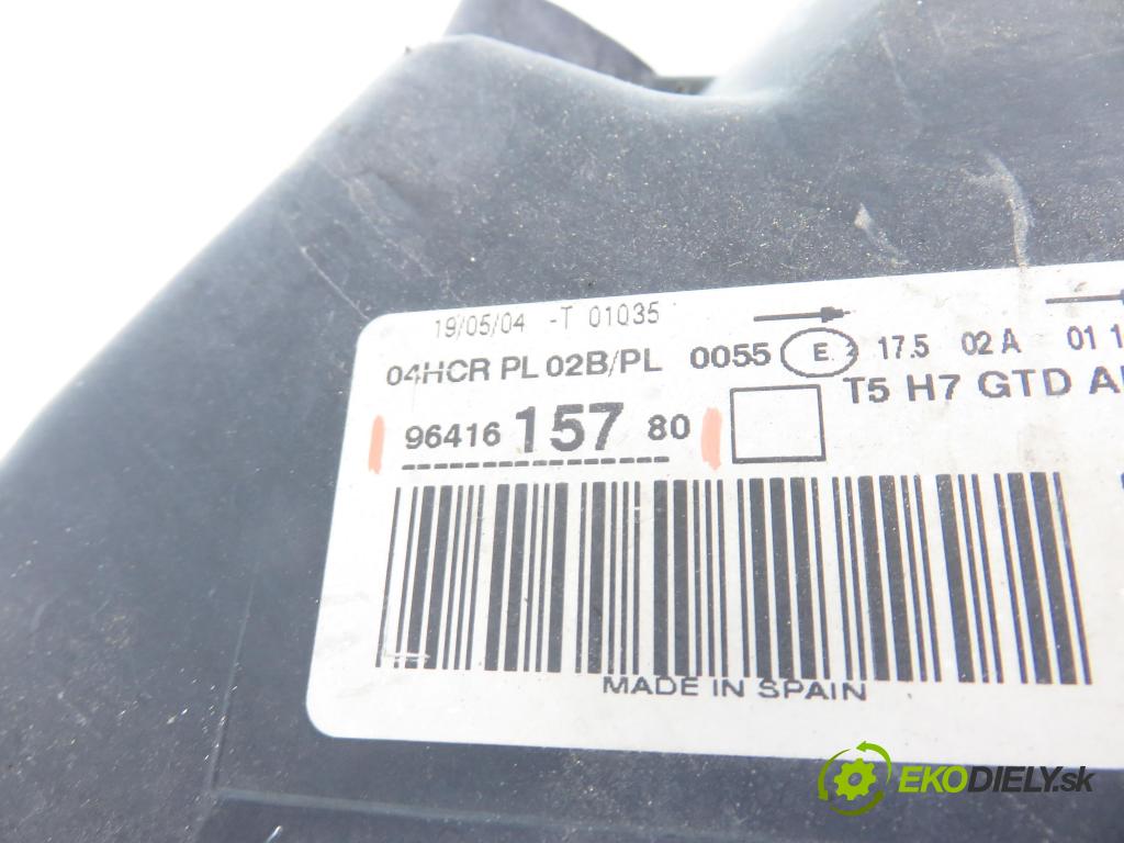 PEUGEOT 307 SW (3H) KOMBI 2003 80,00 1.6 HDI 110 - 9HZ (DV6TED4) 1560,00 Svetlo LP 9641615780