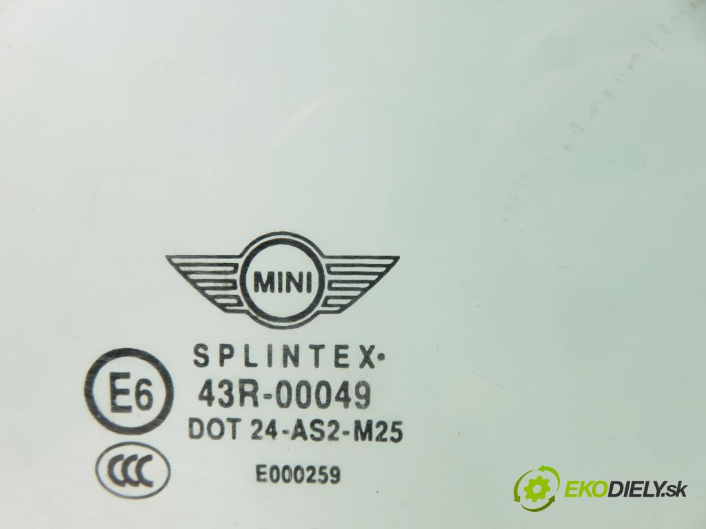 MINI MINI kabriolet (R52) CABRIO 2007 66,00 One - W10 B16 A 1598,00 Okno PP 3D