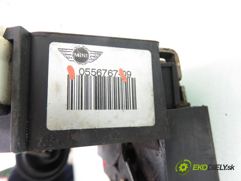 MINI MINI kabriolet (R52) CABRIO 2007 66,00 One - W10 B16 A 1598,00 zámok PPE 0556767
