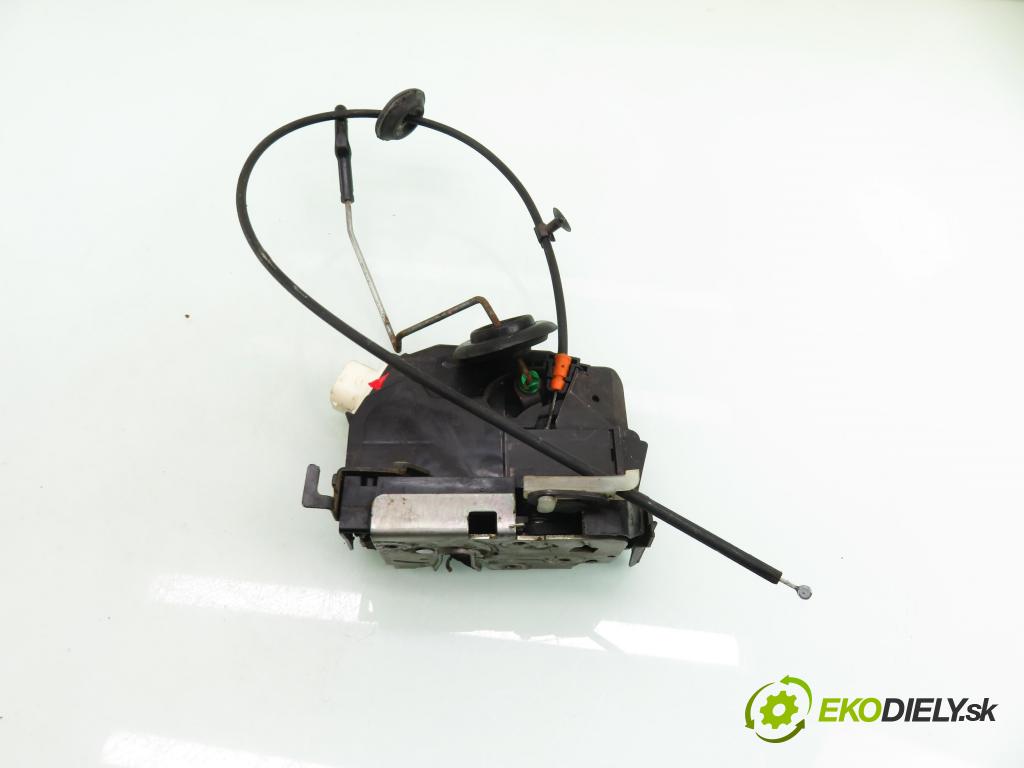 MINI MINI kabriolet (R52) CABRIO 2007 66,00 One - W10 B16 A 1598,00 zámok 4416271