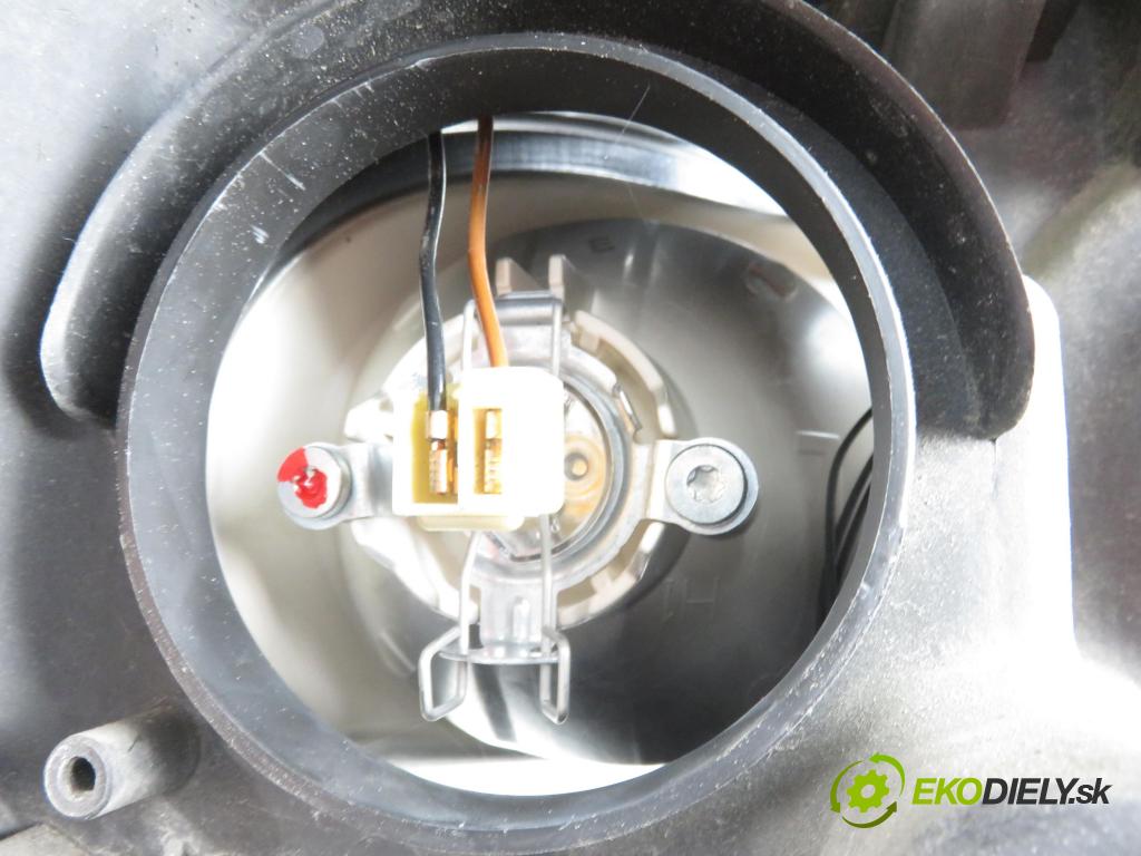 FORD S-MAX (WA6) MINIVAN 2008 92,00 1.8 TDCi - QYWA 1753,00 Svetlo LP 6M2113W030AH