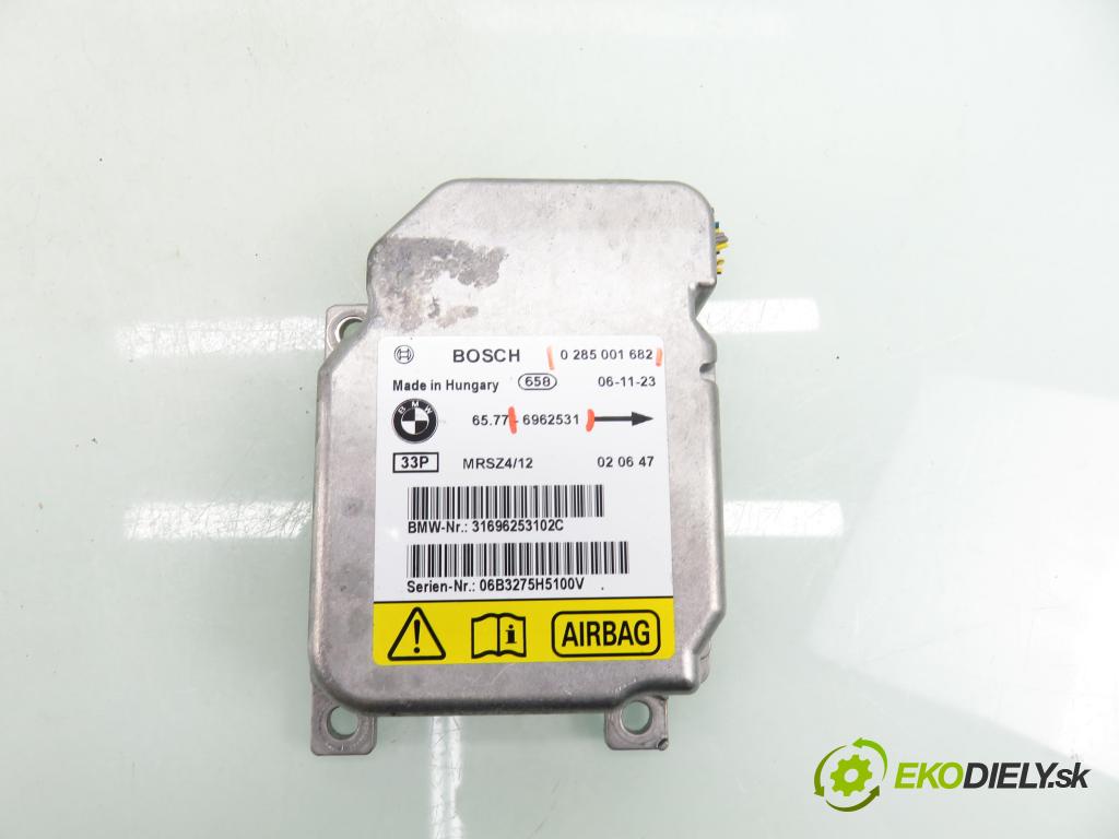 MINI MINI kabriolet (R52) CABRIO 2007 66,00 One - W10 B16 A 1598,00 MODUL air BAG 0285001682 ; 6962531