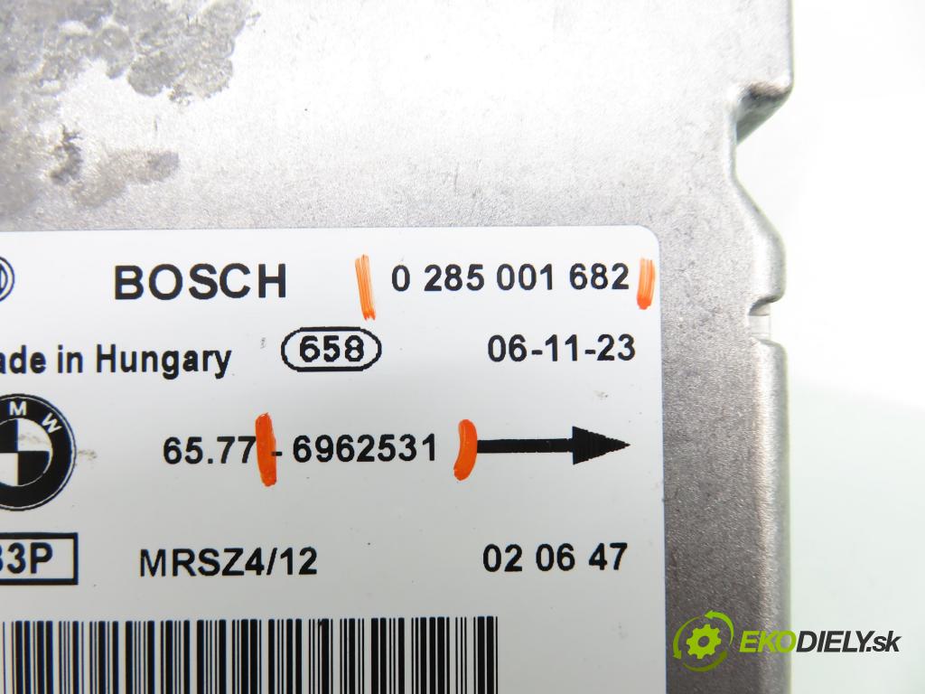 MINI MINI kabriolet (R52) CABRIO 2007 66,00 One - W10 B16 A 1598,00 MODUL air BAG 0285001682 ; 6962531