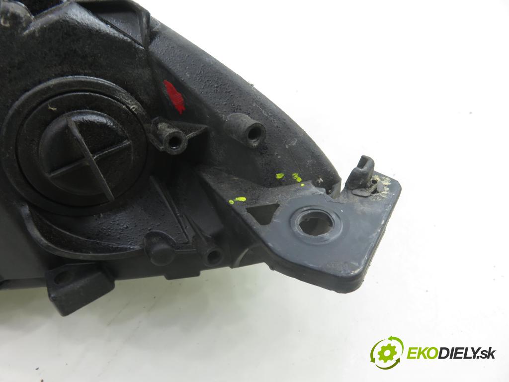 PEUGEOT 308 (4A_, 4C_) HB 2008 70,00 1.4 16V - 8FS (EP3) 1397,00 Svetlo LP 9656162580