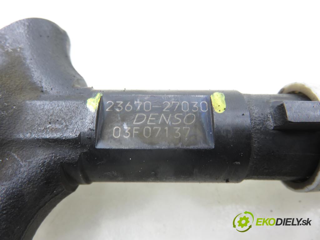 TOYOTA RAV 4 II (_A2_) SUV 2003 85,00 2.0 D-4D 4WD 116 - 1CD-FTV 1995,00 vstrekovač 2367027030 (Vstrekovač paliva)