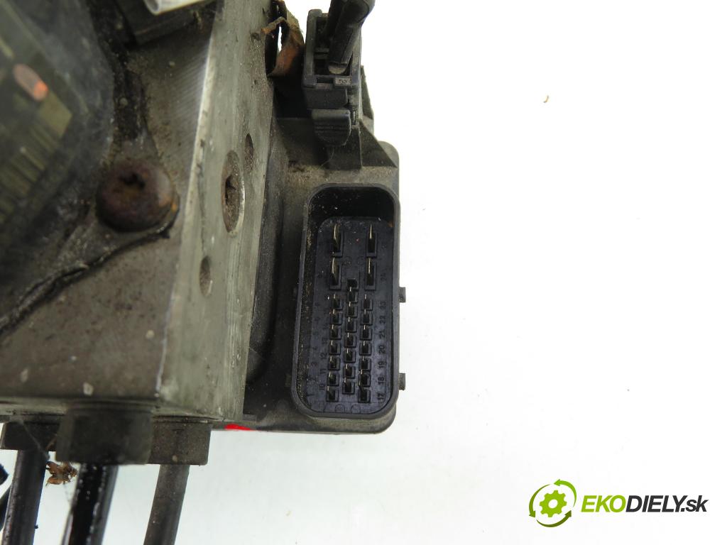 VW GOLF IV (1J1) HB 1999 85,00 2 - AQY 1984,00 pumpa ABS 1J0614217C ; 10020401434 ; 1J0907379H (Pumpa ABS)