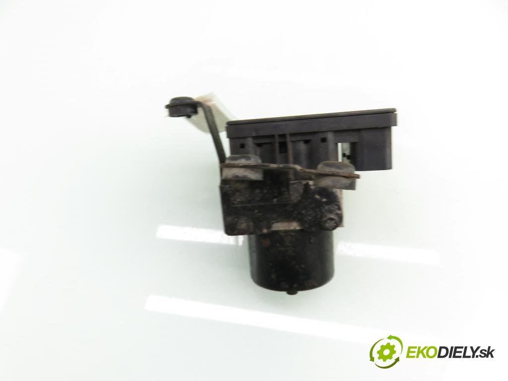 VW NEW BEETLE (9C1, 1C1) HB 2001 66,00 1.9 TDI 90 - ALH 1896,00 pumpa ABS 10096003133 ; 1J0614517C ; 1C0907379E (Pumpa ABS)
