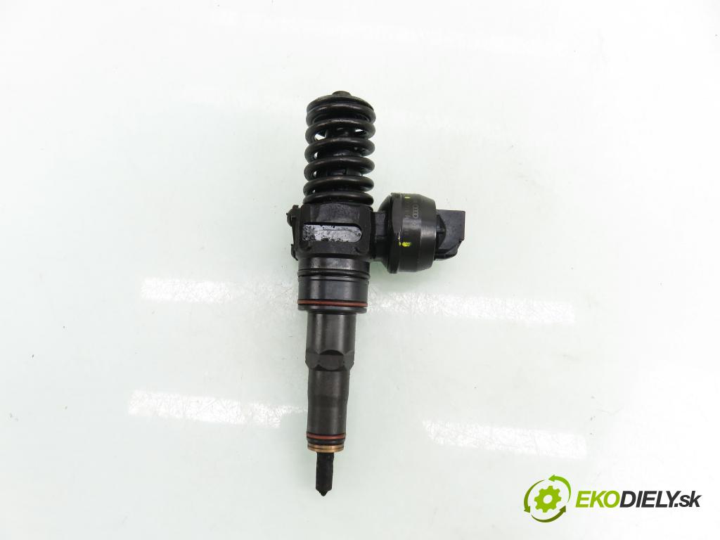 SEAT IBIZA III (6L1) HB 2002 96,00 1.9 TDI PD 130 - ASZ 1896,00 Vstrekovač 038130073AL ; 0414720039 (Vstrekovač paliva)