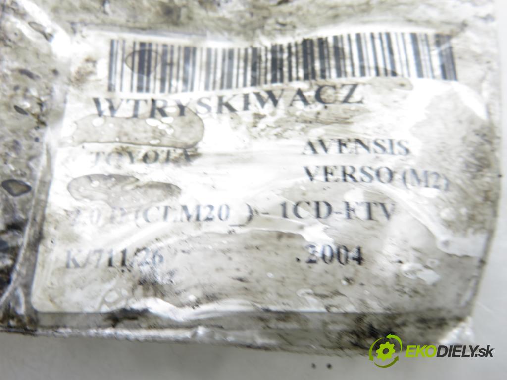 TOYOTA AVENSIS VERSO (_M2_) MINIVAN 2004 85,00 2.0 D (CLM20_) - 1CD-FTV 1995,00 vstřikovač 2367027030 (Vstřikovač paliva)