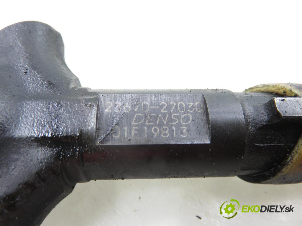 TOYOTA AVENSIS VERSO (_M2_) MINIVAN 2004 85,00 2.0 D (CLM20_) - 1CD-FTV 1995,00 vstřikovač 2367027030 (Vstřikovač paliva)