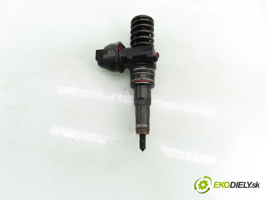SEAT IBIZA III (6L1) HB 2002 96,00 1.9 TDI PD 130 - ASZ 1896,00 Vstrekovač 038130073AL ; 0414720039 (Vstrekovač paliva)