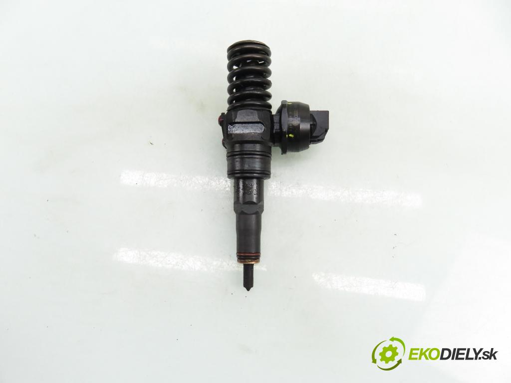 AUDI A4 (8E2, B6) SEDAN 2001 96,00 1.9 TDI PD 130 - AWX 1896,00 vstříkovač 038130073BA ; 0414720216 (Vstřikovač paliva)