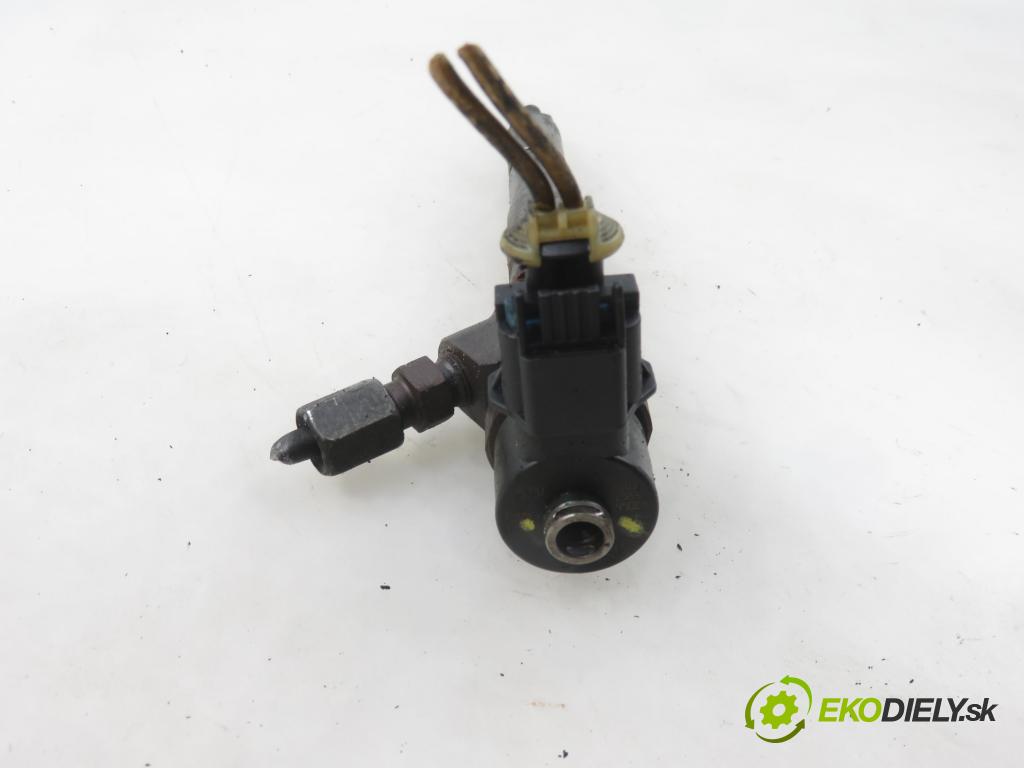 OPEL VECTRA C Kombi (Z02) KOMBI 2004 110,00 1.9 CDTI - Z 19 DTH 1910,00 vstřikovač 0445110159 (Vstřikovač paliva)