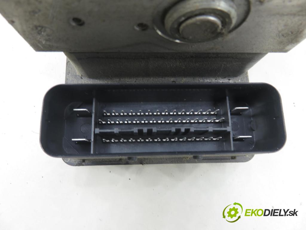 FORD FOCUS C-MAX (DM2) MINIVAN 2006 92,00 1.8 - QQDB 1798,00 Pumpa ABS 3M512C405HB ; 100206021640 ; 10096001193 (Pumpa ABS)