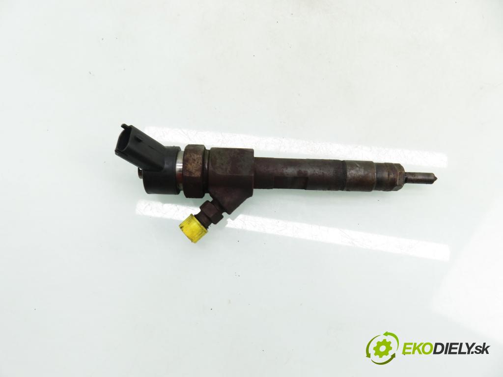 RENAULT LAGUNA II Grandtour (KG0/1_) KOMBI 2003 79,00 1.9 dCi - F9Q 718 1870,00 vstřikovač 0445110146 ; 8200238528 (Vstřikovač paliva)