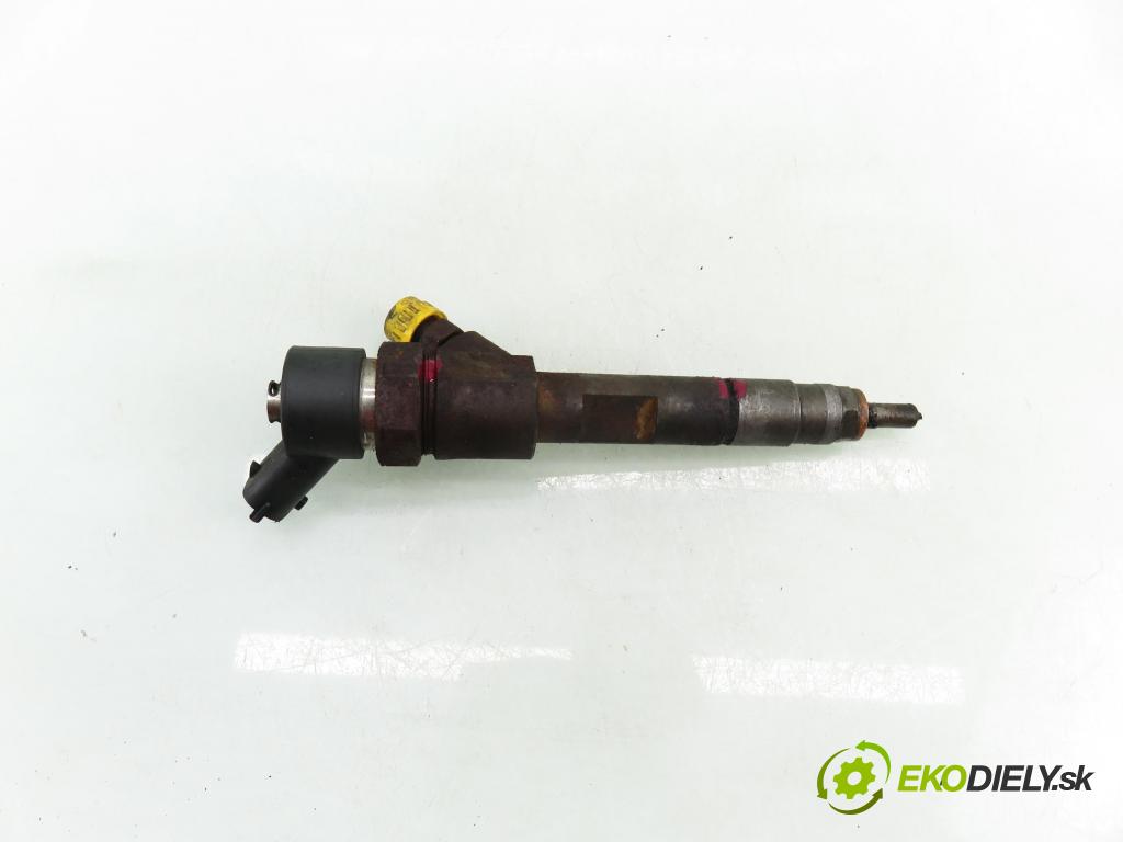 RENAULT LAGUNA II Grandtour (KG0/1_) KOMBI 2003 79,00 1.9 dCi - F9Q 718 1870,00 vstřikovač 0445110146 ; 8200238528 (Vstřikovač paliva)