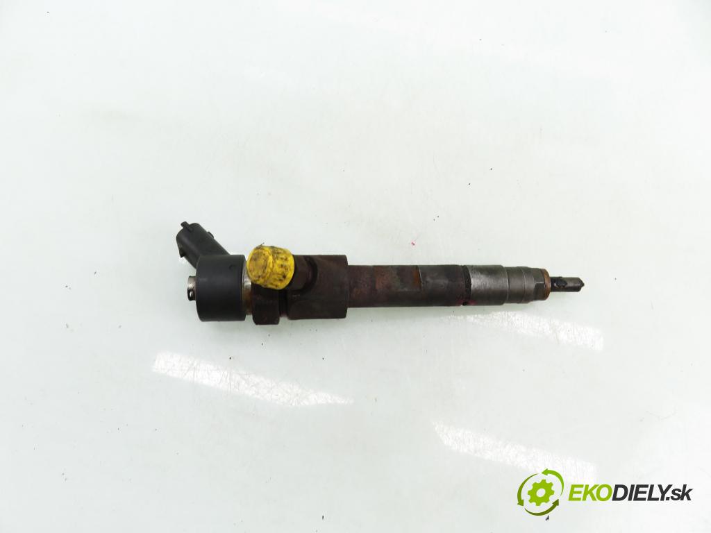 RENAULT LAGUNA II Grandtour (KG0/1_) KOMBI 2003 79,00 1.9 dCi - F9Q 718 1870,00 vstřikovač 0445110146 ; 8200238528 (Vstřikovač paliva)