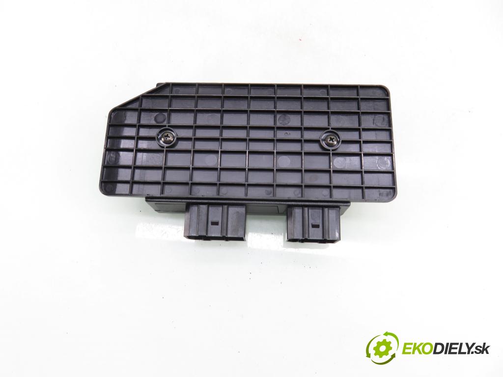 VW PASSAT B5 (3B2) SEDAN 1998 92,00 1.8 20V 125 - ADR 1781,00 MODUL komfortu 1J0959799N ; 5DK00795450