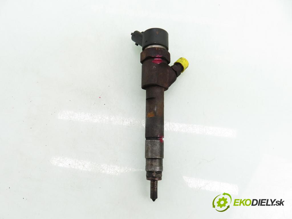 RENAULT LAGUNA II Grandtour (KG0/1_) KOMBI 2003 79,00 1.9 dCi - F9Q 718 1870,00 vstrekovač 0445110146 ; 8200238528 (Vstrekovač paliva)