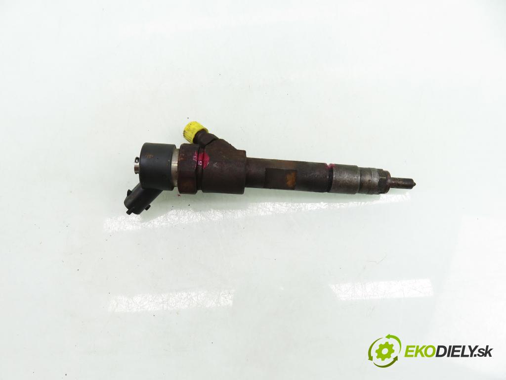 RENAULT LAGUNA II Grandtour (KG0/1_) KOMBI 2003 79,00 1.9 dCi - F9Q 718 1870,00 vstřikovač 0445110146 ; 8200238528 (Vstřikovač paliva)