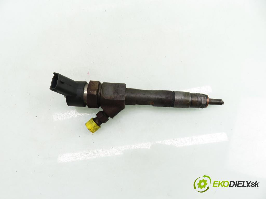 RENAULT LAGUNA II Grandtour (KG0/1_) KOMBI 2003 79,00 1.9 dCi - F9Q 718 1870,00 vstřikovač 0445110146 ; 8200238528 (Vstřikovač paliva)