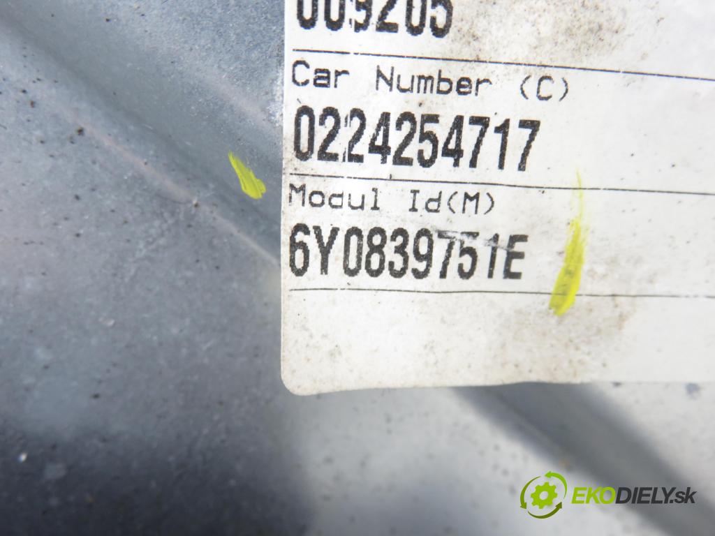 SKODA FABIA I (6Y2) HB 2002 74,00 1.9 TDI PD 100 - ATD 1896,00 Mechanizmus okien 6Q0959811 ; 6Y0839751E ; 400547F