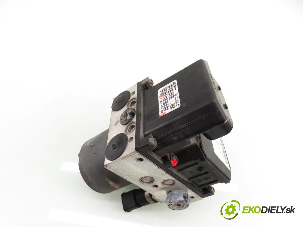 AUDI A4 Avant (8E5, B6) KOMBI 2004 96,00 1.9 TDI - AWX 1896,00 Pumpa ABS 0265950011 ; 0265225048 ; 8E0614517 (Pumpa ABS)