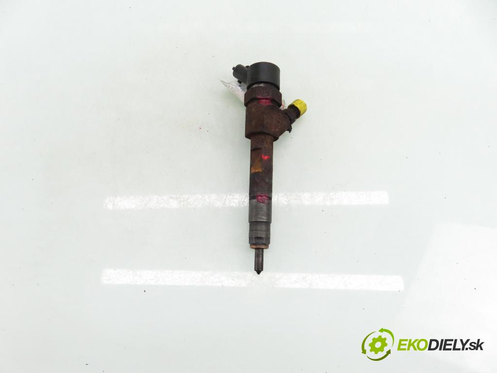 RENAULT LAGUNA II Grandtour (KG0/1_) KOMBI 2003 79,00 1.9 dCi - F9Q 718 1870,00 vstrekovač 0445110146 ; 8200238528 (Vstrekovač paliva)