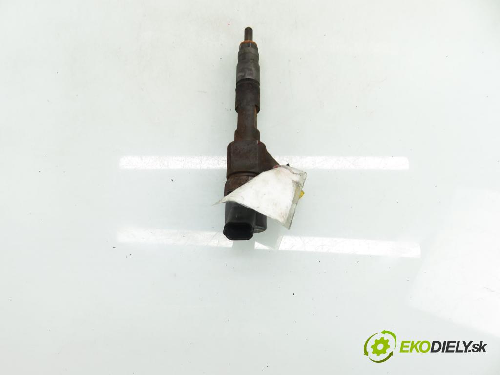RENAULT LAGUNA II Grandtour (KG0/1_) KOMBI 2003 79,00 1.9 dCi - F9Q 718 1870,00 vstřikovač 0445110146 ; 8200238528 (Vstřikovač paliva)