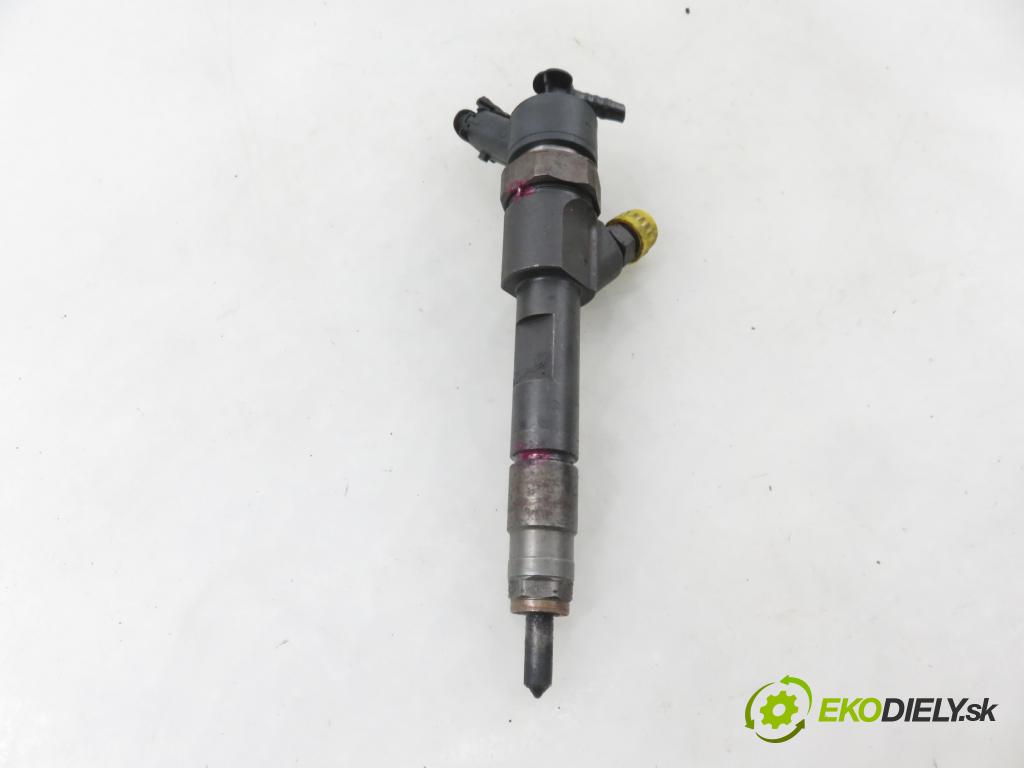 RENAULT SCENIC II (JM0/1_) MINIVAN 2004 88,00 1.9 DCI - F9Q 812 1870,00 vstrekovač 8200100272 ; 0445110110B (Vstrekovač paliva)