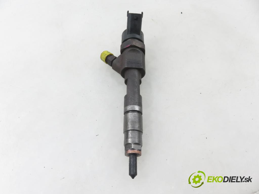 RENAULT SCENIC II (JM0/1_) MINIVAN 2004 88,00 1.9 DCI - F9Q 812 1870,00 vstřikovač 0445110146 ; 8200238528 (Vstřikovač paliva)