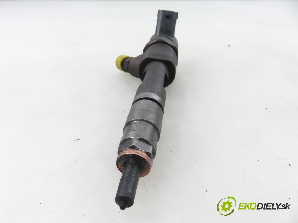 RENAULT SCENIC II (JM0/1_) MINIVAN 2004 88,00 1.9 DCI - F9Q 812 1870,00 vstřikovač 0445110146 ; 8200238528 (Vstřikovač paliva)