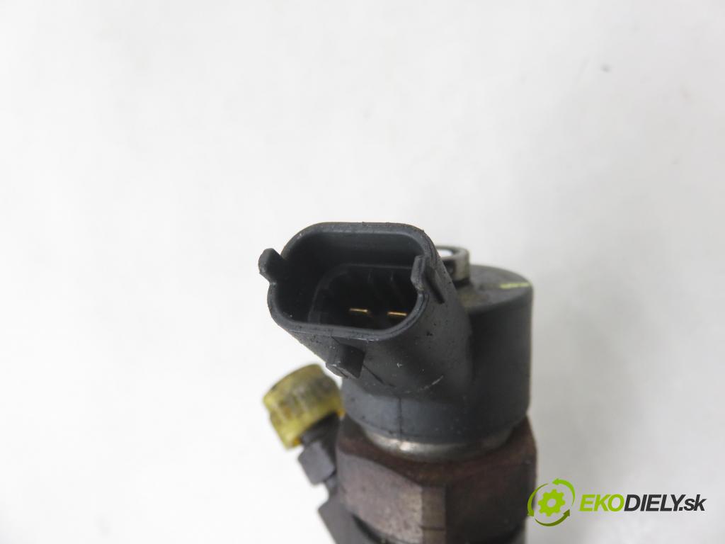 RENAULT SCENIC II (JM0/1_) MINIVAN 2004 88,00 1.9 DCI - F9Q 812 1870,00 vstřikovač 0445110110B ; 8200100272 (Vstřikovač paliva)