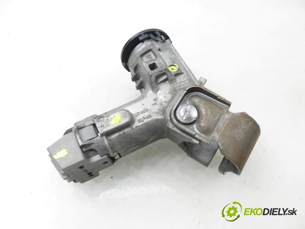 FORD FIESTA VI (CB1,CCN) HB 2011 51,00 1.4 TDCi - F6JD 1399,00 spinačka 8A6T15607AB ; 8V213F880EC ; 8V213F880EC (Spínacia skrinka)