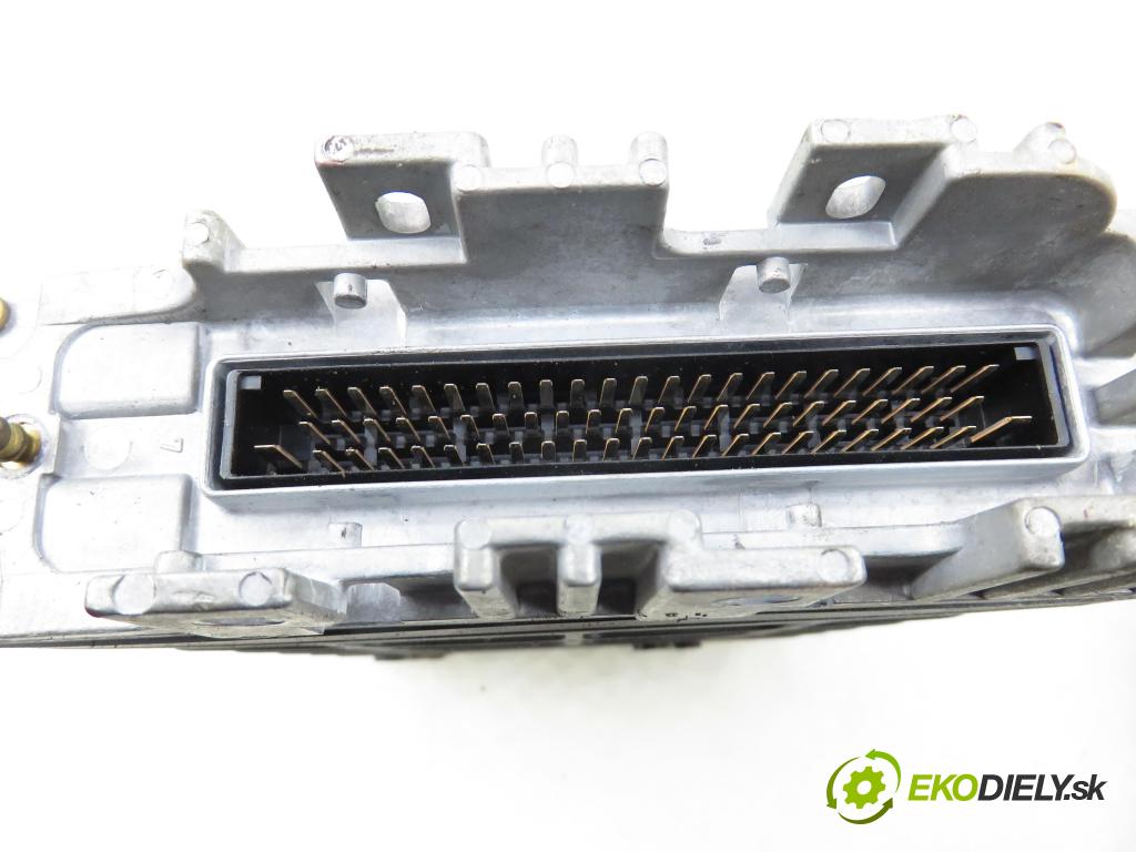 AUDI 80 (8C, B4) SEDAN 1994 66,00 1.9 TDI - 1Z 1896,00 Riadiaca jednotka Motor 028906021D ; 0281001197