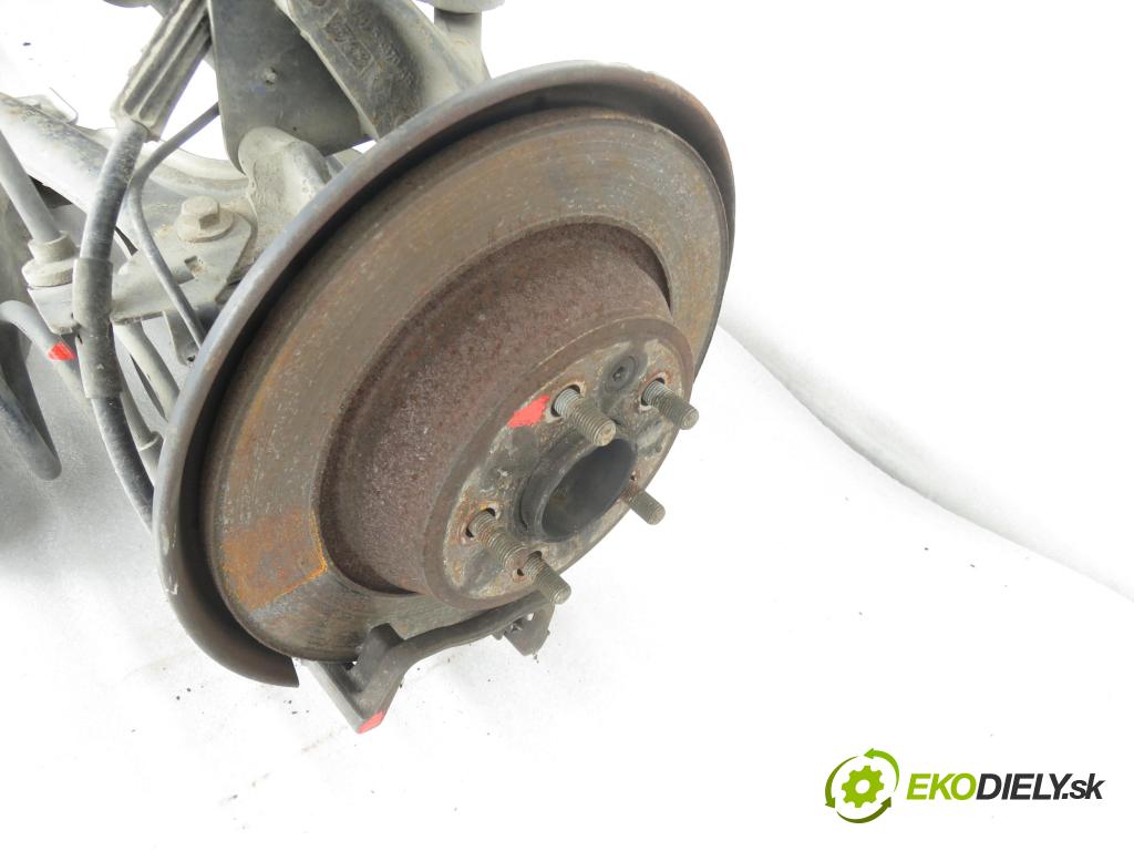 FORD KUGA I SUV 2010 120,00 2.0 TDCi 4x4 163 - TXDA 1997,00 zadné