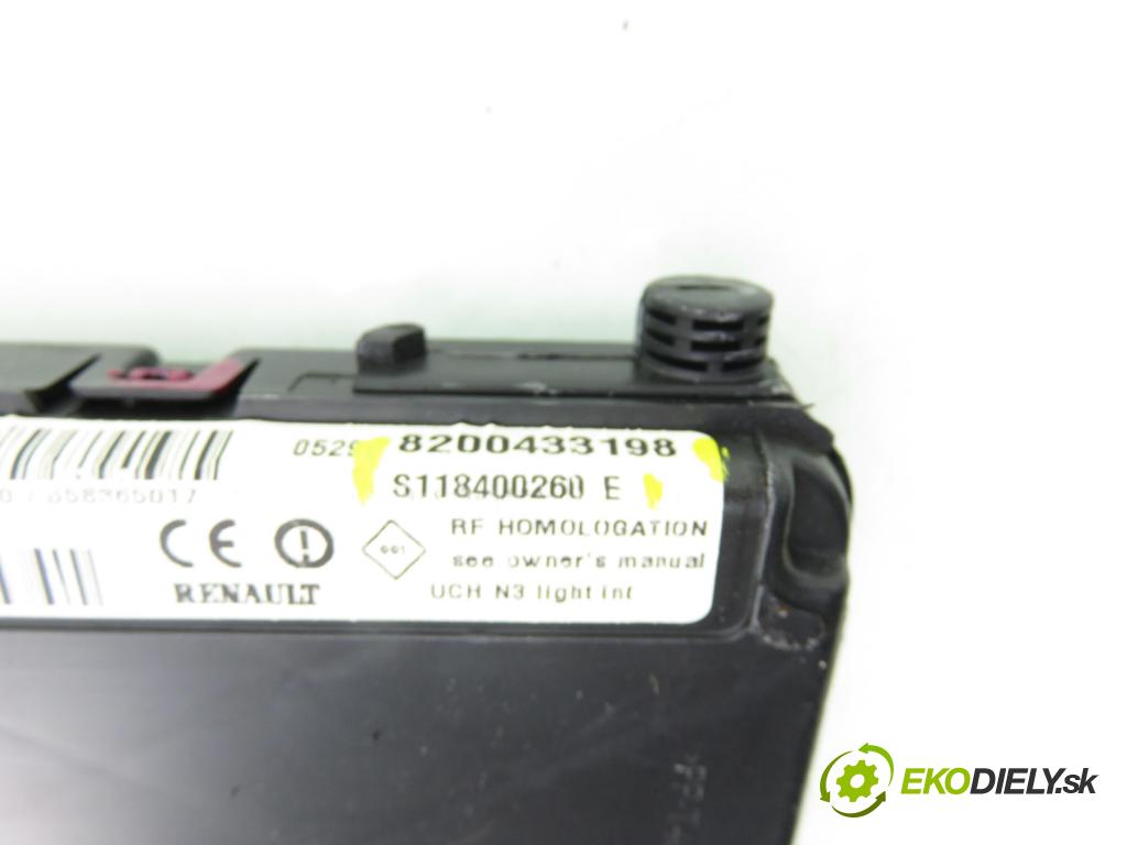 RENAULT GRAND SCENIC II (JM0/1_) HB 2006 88,00 1.9 dCi 120 - F9Q 812 1870,00 MODUL BSI S118400260E ; 8200433198