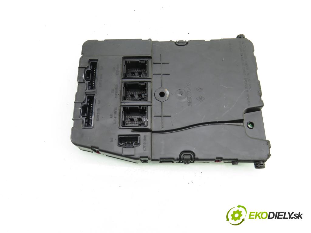 RENAULT GRAND SCENIC II (JM0/1_) HB 2006 88,00 1.9 dCi 120 - F9Q 812 1870,00 MODUL BSI S118400260E ; 8200433198
