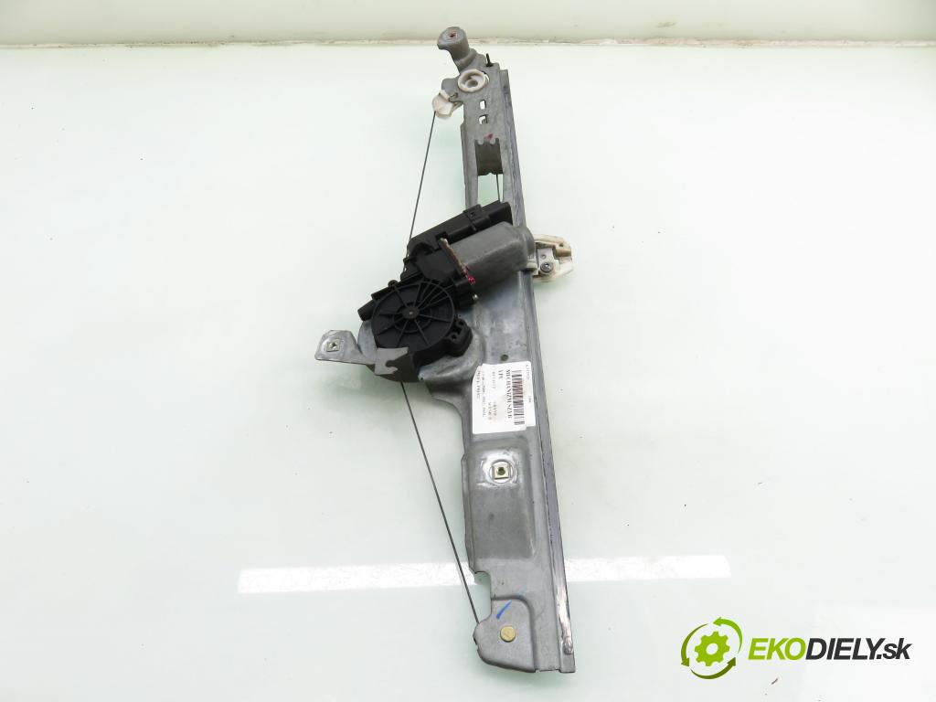 RENAULT GRAND SCENIC II (JM0/1_) HB 2006 88,00 1.9 dCi (JM0G, JM12, JM1G, JM2C) - F9Q 812 1870,00 Mechanizmus okien 440726H1