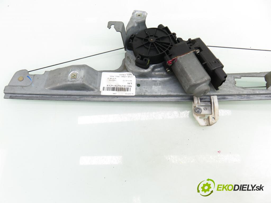 RENAULT GRAND SCENIC II (JM0/1_) HB 2006 88,00 1.9 dCi (JM0G, JM12, JM1G, JM2C) - F9Q 812 1870,00 Mechanizmus okien 440726H1