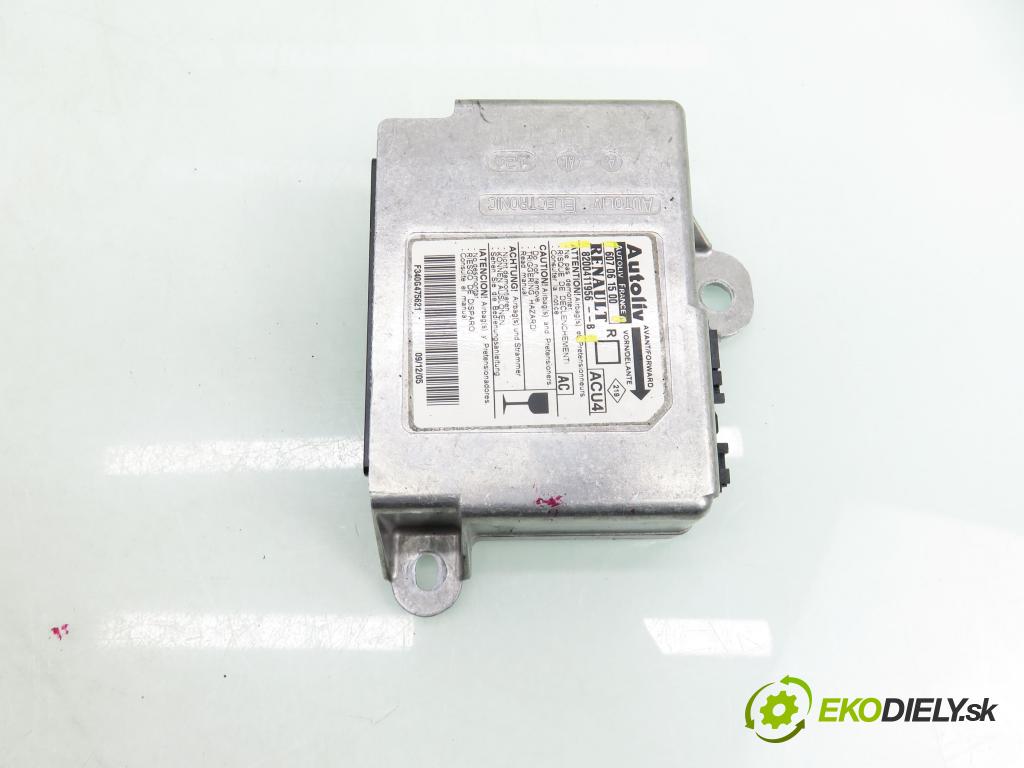 RENAULT GRAND SCENIC II (JM0/1_) HB 2006 88,00 1.9 dCi 120 - F9Q 812 1870,00 MODUL air BAG 8200411956B ; 60706150