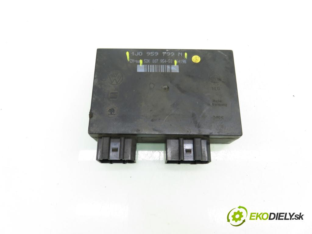 VW BORA (1J2) SEDAN 2000 74,00 1.6 - AKL 1595,00 MODUL komfortu 1J0959799N ; 5DK00795450