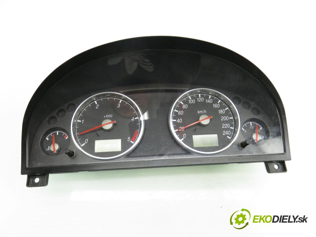 FORD MONDEO III Turnier (BWY) KOMBI 2002 96,00 2.0 TDCi 130 - N7BA 1998,00 Prístrojovka elektrický 1S7F10849JE