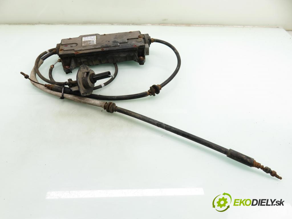 RENAULT GRAND SCENIC II (JM0/1_) HB 2006 88,00 1.9 dCi (JM0G, JM12, JM1G, JM2C) - F9Q 812 1870,00 BRZDA: ručny elektrický 8200522628A