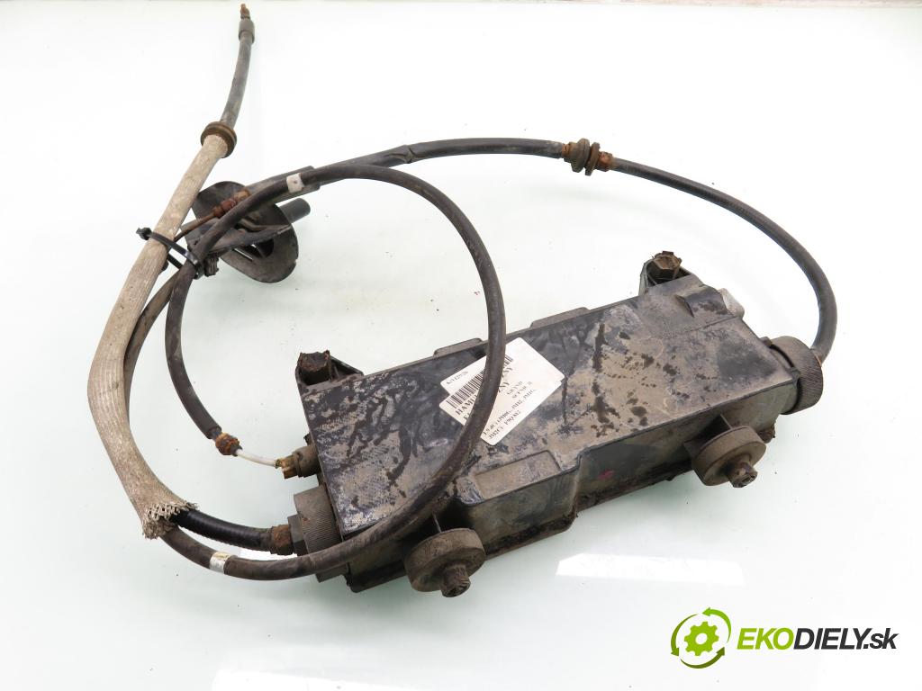 RENAULT GRAND SCENIC II (JM0/1_) HB 2006 88,00 1.9 dCi (JM0G, JM12, JM1G, JM2C) - F9Q 812 1870,00 BRZDA: ručny elektrický 8200522628A