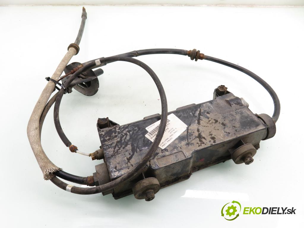 RENAULT GRAND SCENIC II (JM0/1_) HB 2006 88,00 1.9 dCi (JM0G, JM12, JM1G, JM2C) - F9Q 812 1870,00 BRZDA: ručny elektrický 8200522628A