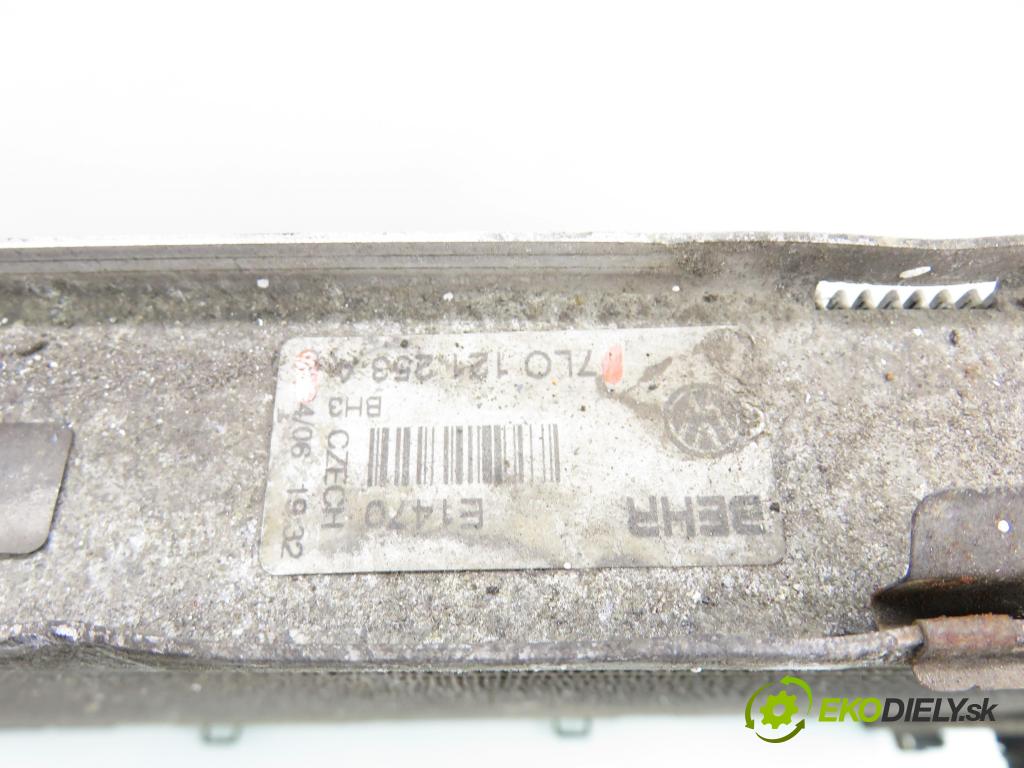 AUDI Q7 (4L) SUV 2008 257,00 4.2 FSI 350 quattro - BAR 4163,00 chladič vody 7L0121253A