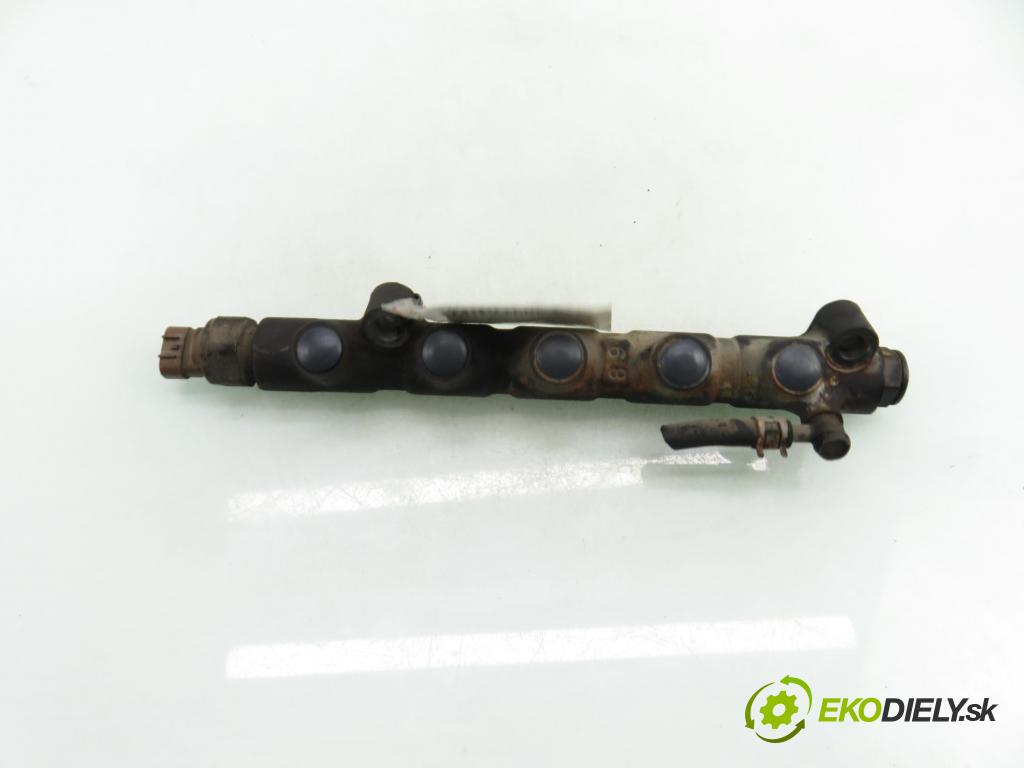 TOYOTA AVENSIS VERSO (_M2_) MINIVAN 2004 85,00 2.0 D (CLM20_) - 1CD-FTV 1995,00 lišta vstřikovací 8945812020 (Vstřikovací lišta)
