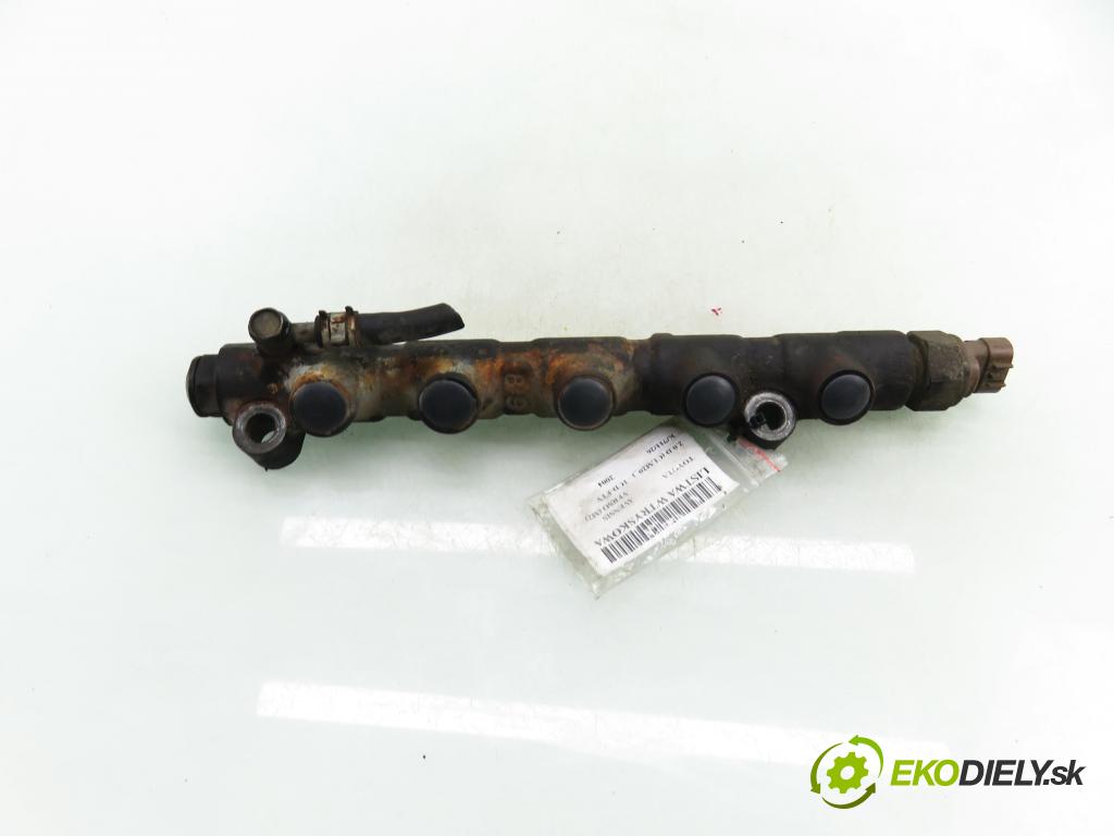 TOYOTA AVENSIS VERSO (_M2_) MINIVAN 2004 85,00 2.0 D (CLM20_) - 1CD-FTV 1995,00 lišta vstřikovací 8945812020 (Vstřikovací lišta)